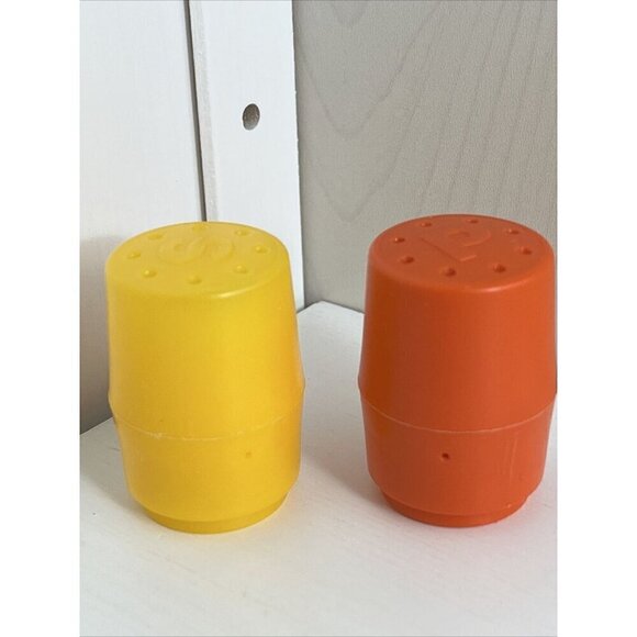 Vintage Fisher Price Fun with Food Salt & Pepper Shakers Set Pretend Play - Picture 3 of 7